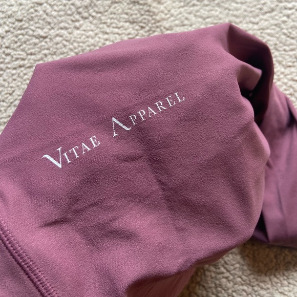 🌸 Vitae Apparel 🌸 cropped mauve leggings - Picture 4 of 9